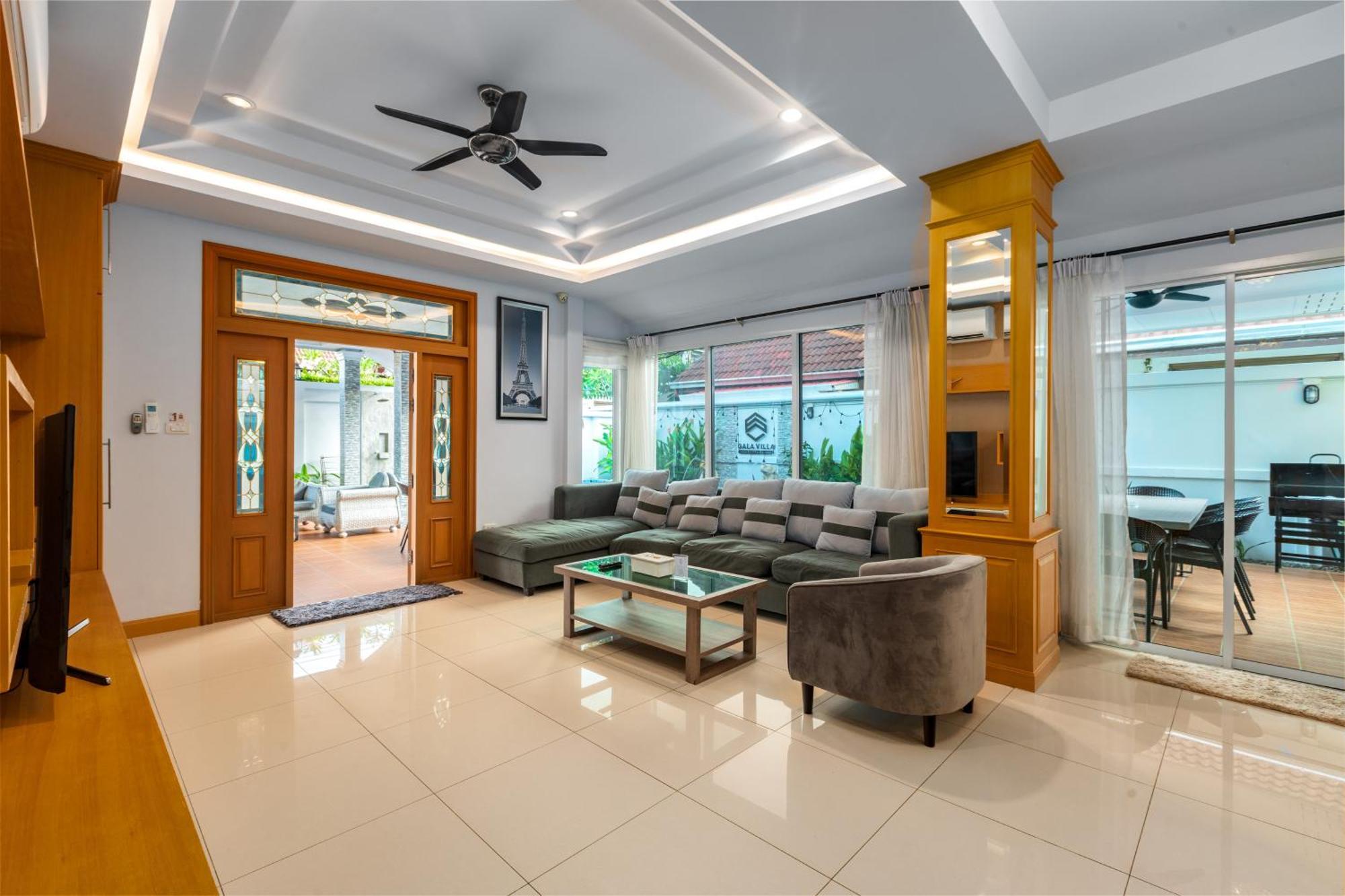 Gala Villa Pattaya Exterior photo